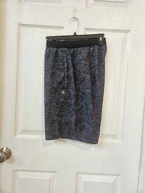 Gaiam Men’s Athletic Shorts Size M/L